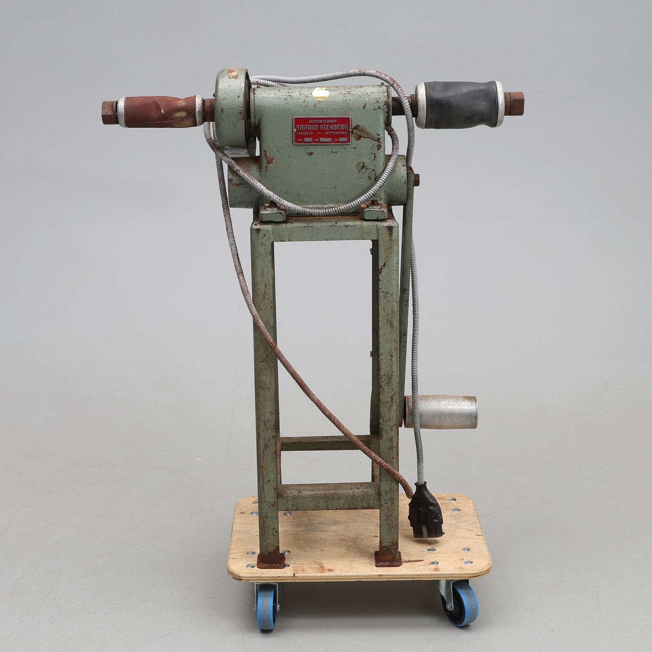 GRINDING MACHINE, floor model, Sigfrid Stenberg Nässjö, older model.