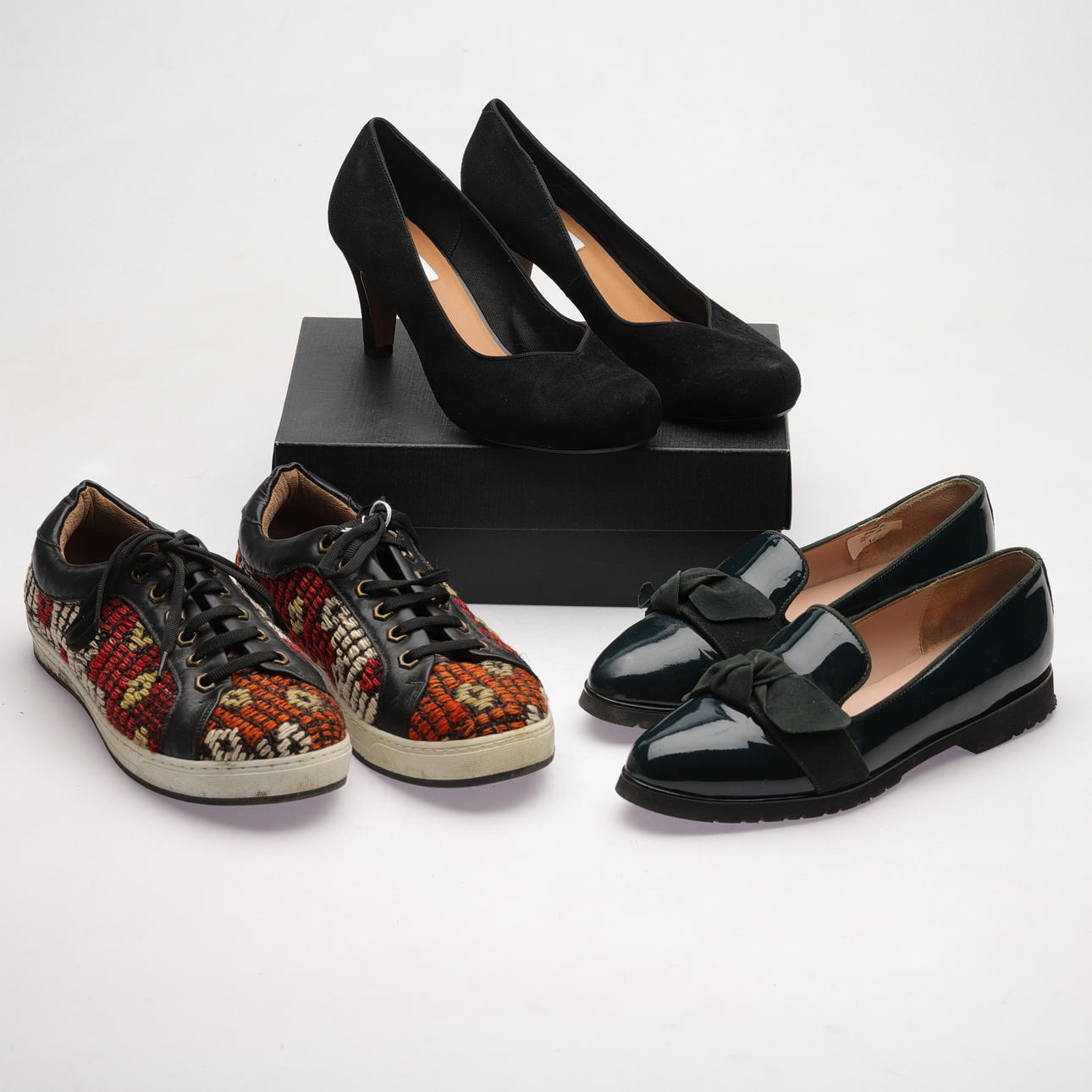 DAMSKOR, 3 par, bl.a. Clarks.