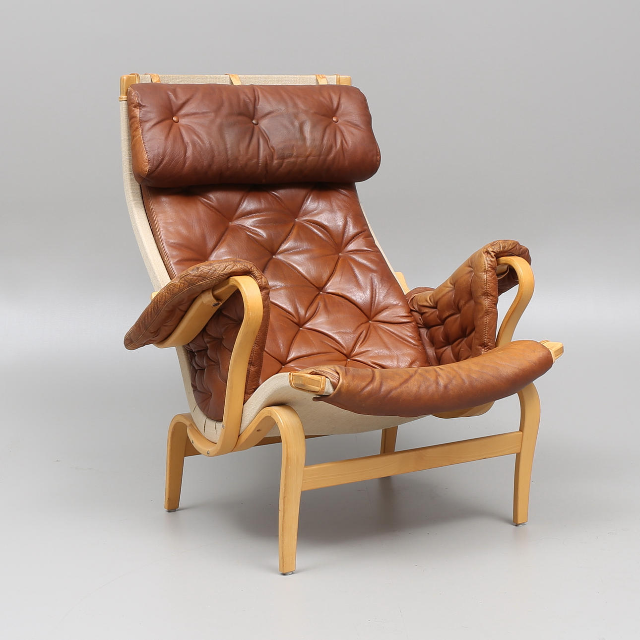 BRUNO MATHSSON. Armchair, leather, "Pernilla", DUX.