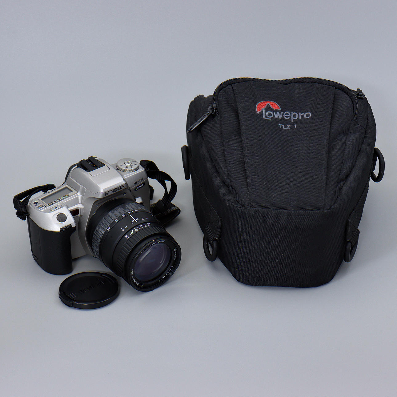 CAMERA, MINOLTA, DYNAX 404 SI, S/N 98906177.