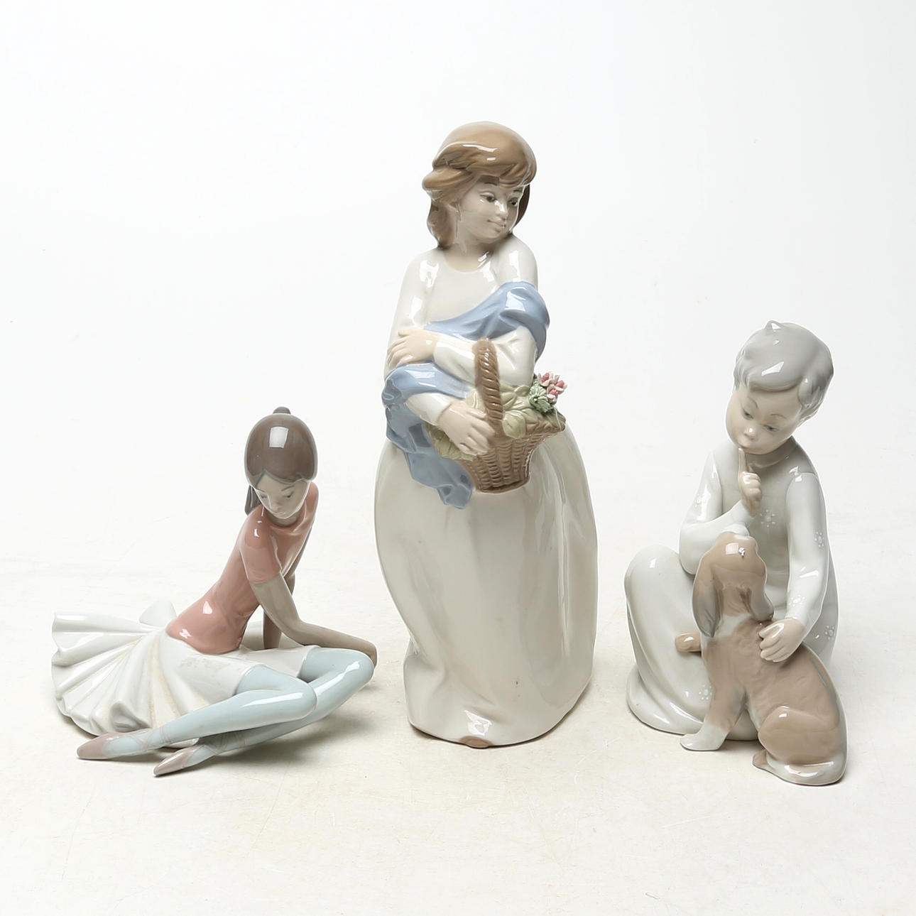 FIGURINES 3 pcs, including Lladro.