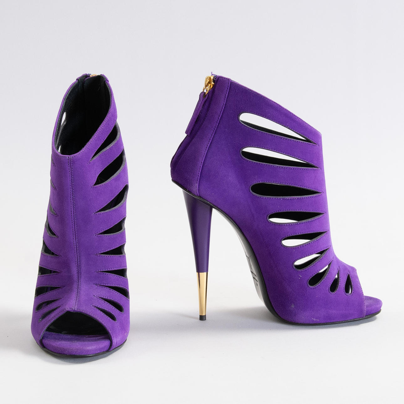 GIUSEPPE ZANOTTI stilettos in purple suede. Size 38. Vintage