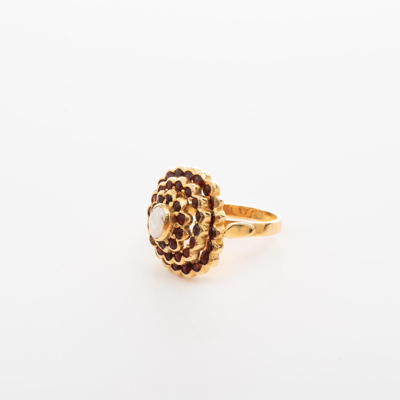 RING, Gilt sterling silver, Garnets, Opal.