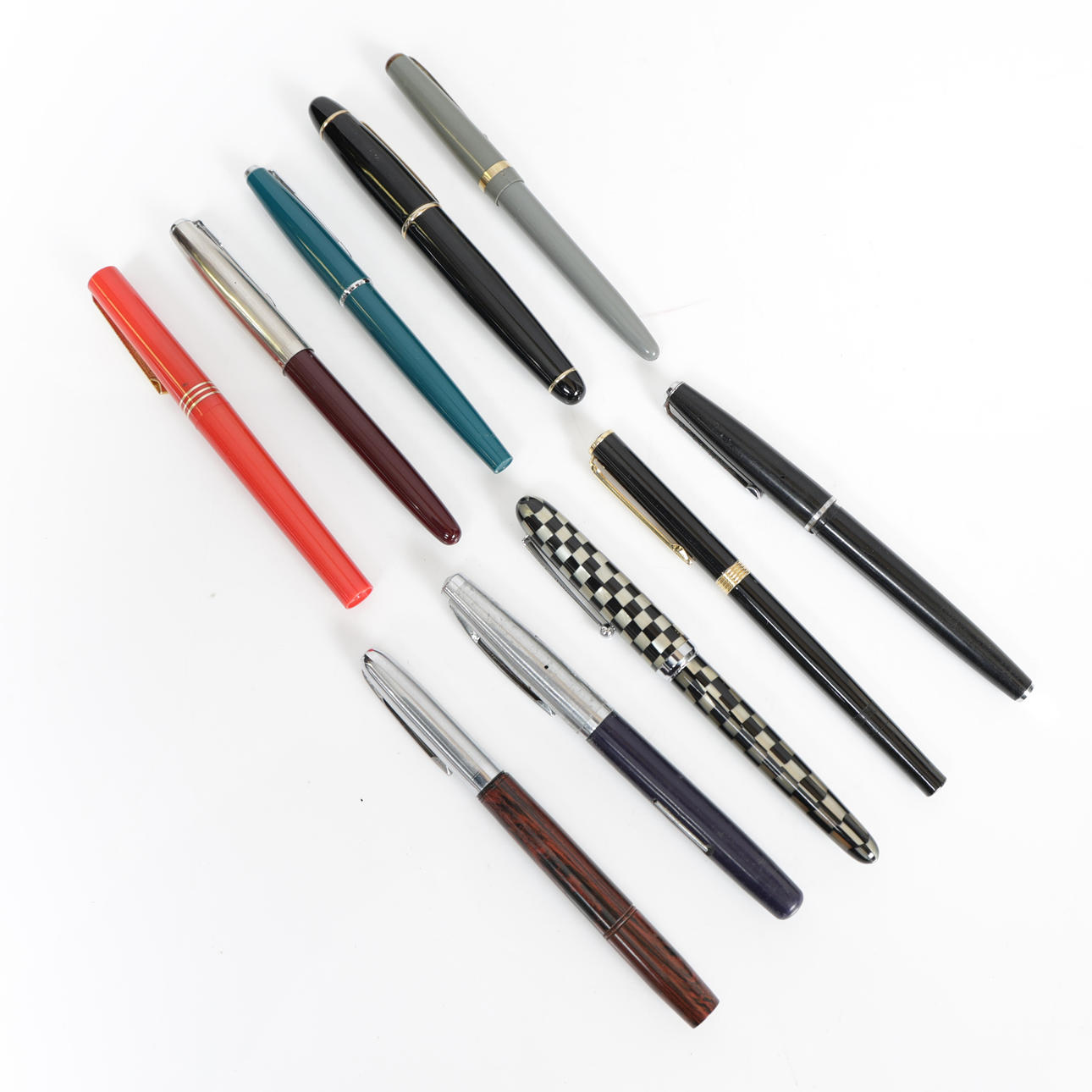TEN VARIOUS PENS (10).