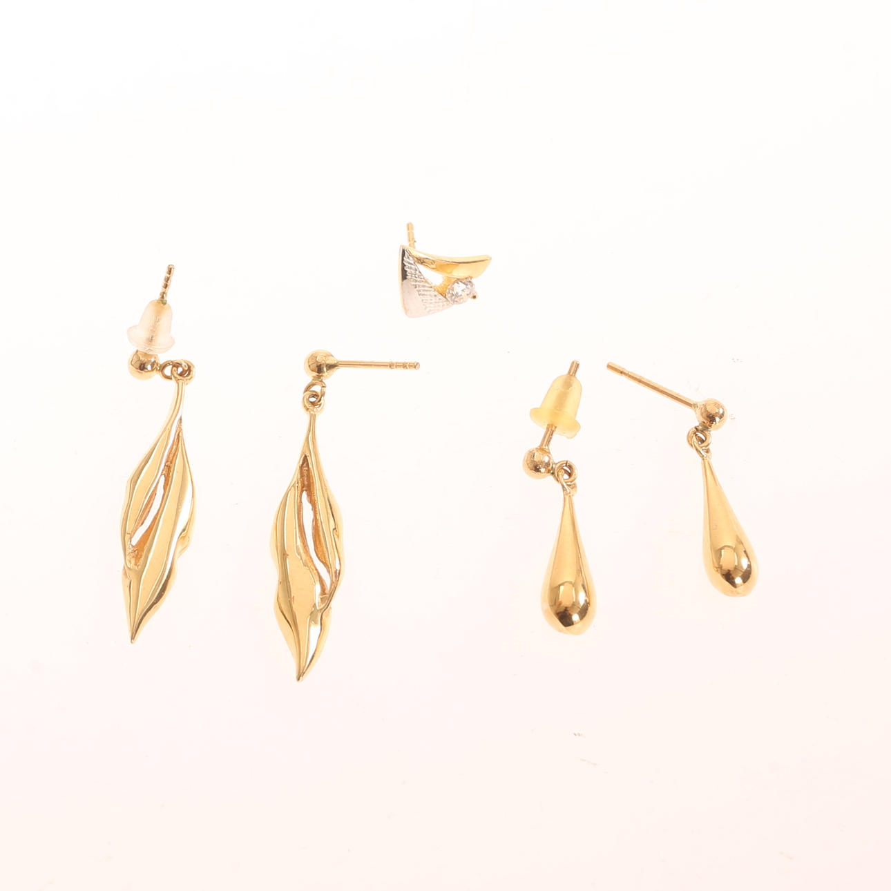 EARRINGS, 5 pieces, 14k gold.