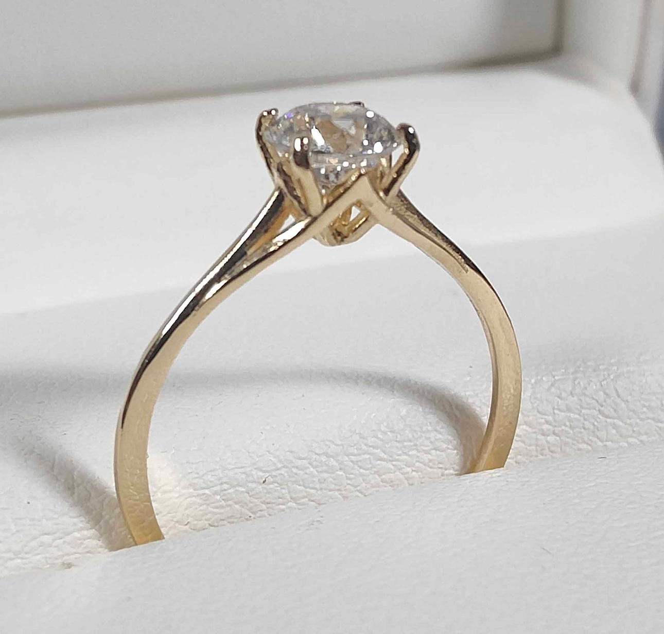 SOLITAIRE RING, 14k gold.