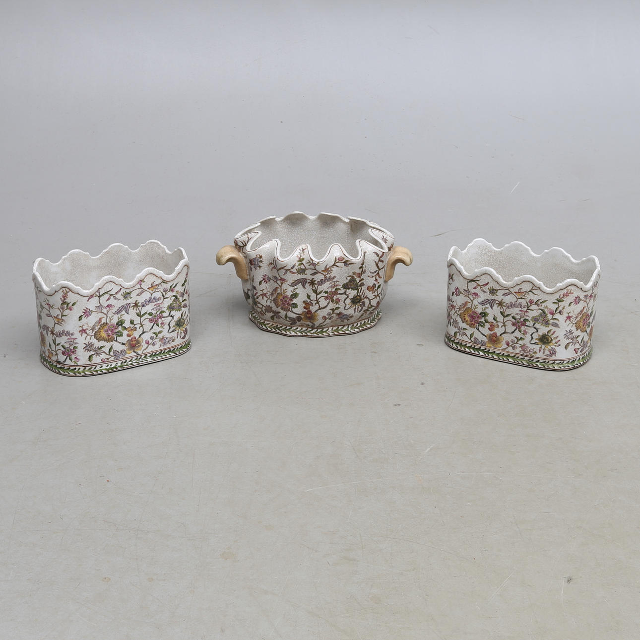 YTTERFODER 1 par samt 1 st, keramik, 1900-talets andra hälft.