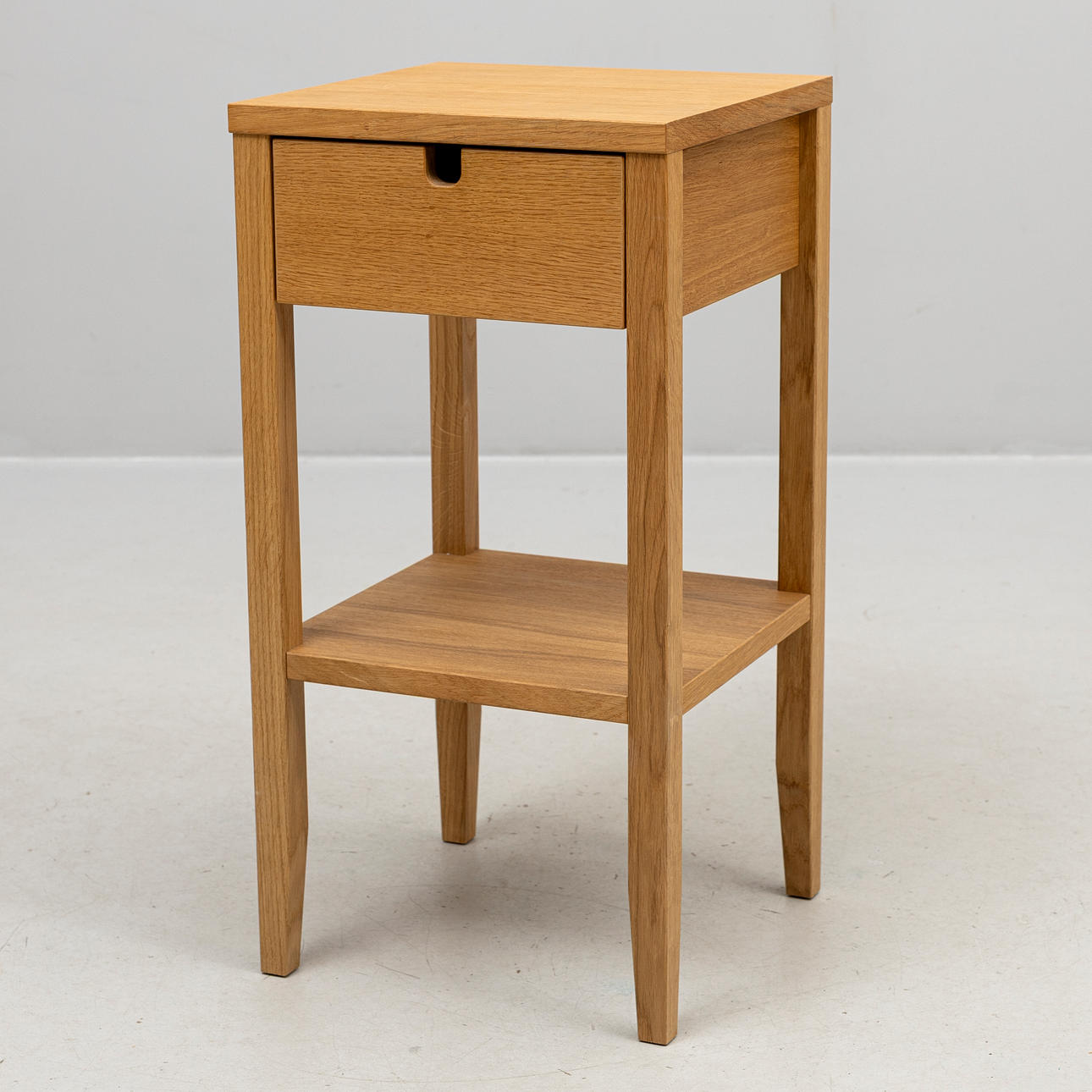 BEDSIDE TABLE, with drawer, oak, 21st century.