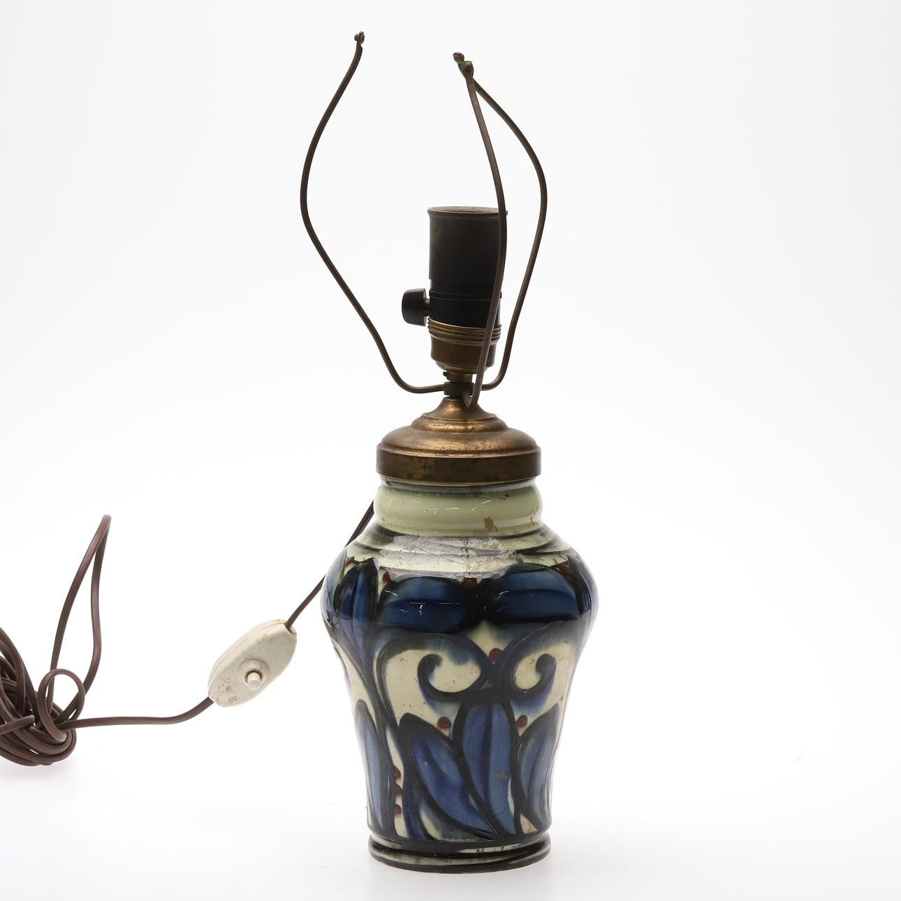 TABLE LAMP. Glazed earthenware. Likely Herman August Kähler, Denmark.