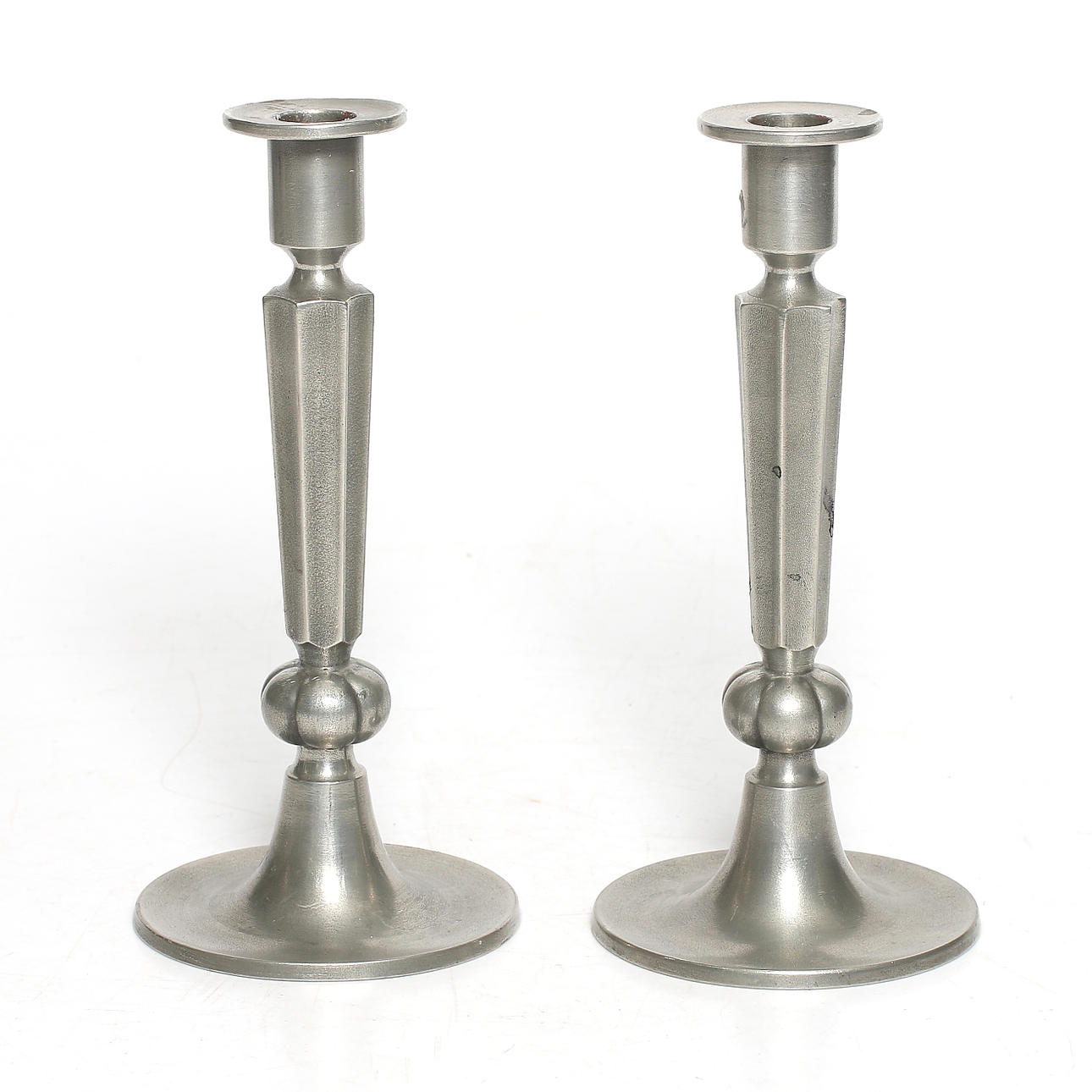 EDVIN OLLERS. Ljustakar, ett par, tenn, Art Deco, Schreuder & Olsson, Stockholm, 1950-tal.