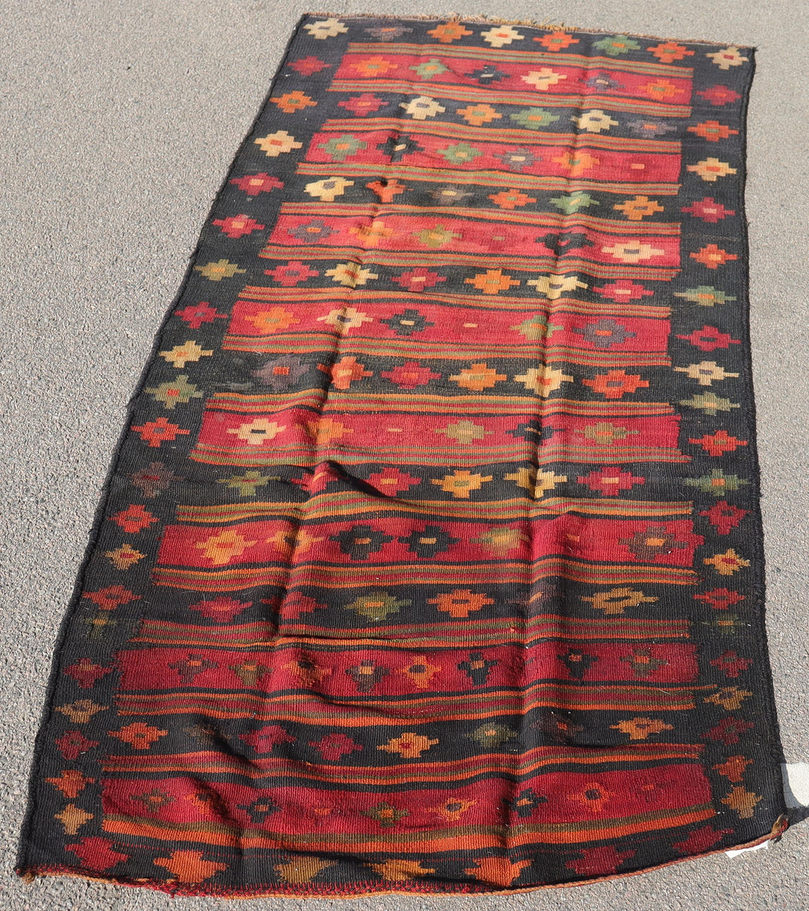 PERSIAN CARPET, Harsin Kilim, Kermanshah, 300x137 cm. Carpets ...