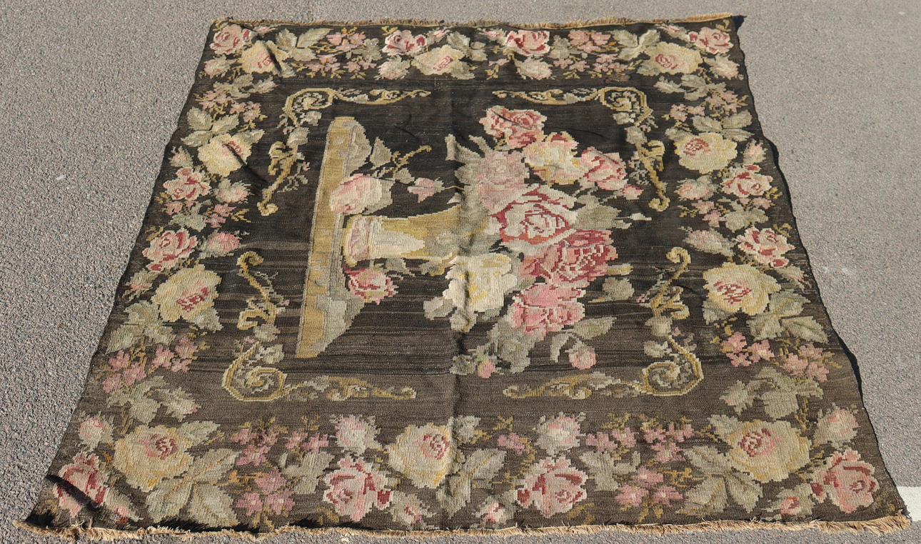 PERSISK MATTA, Kilim, 220x196 cm.