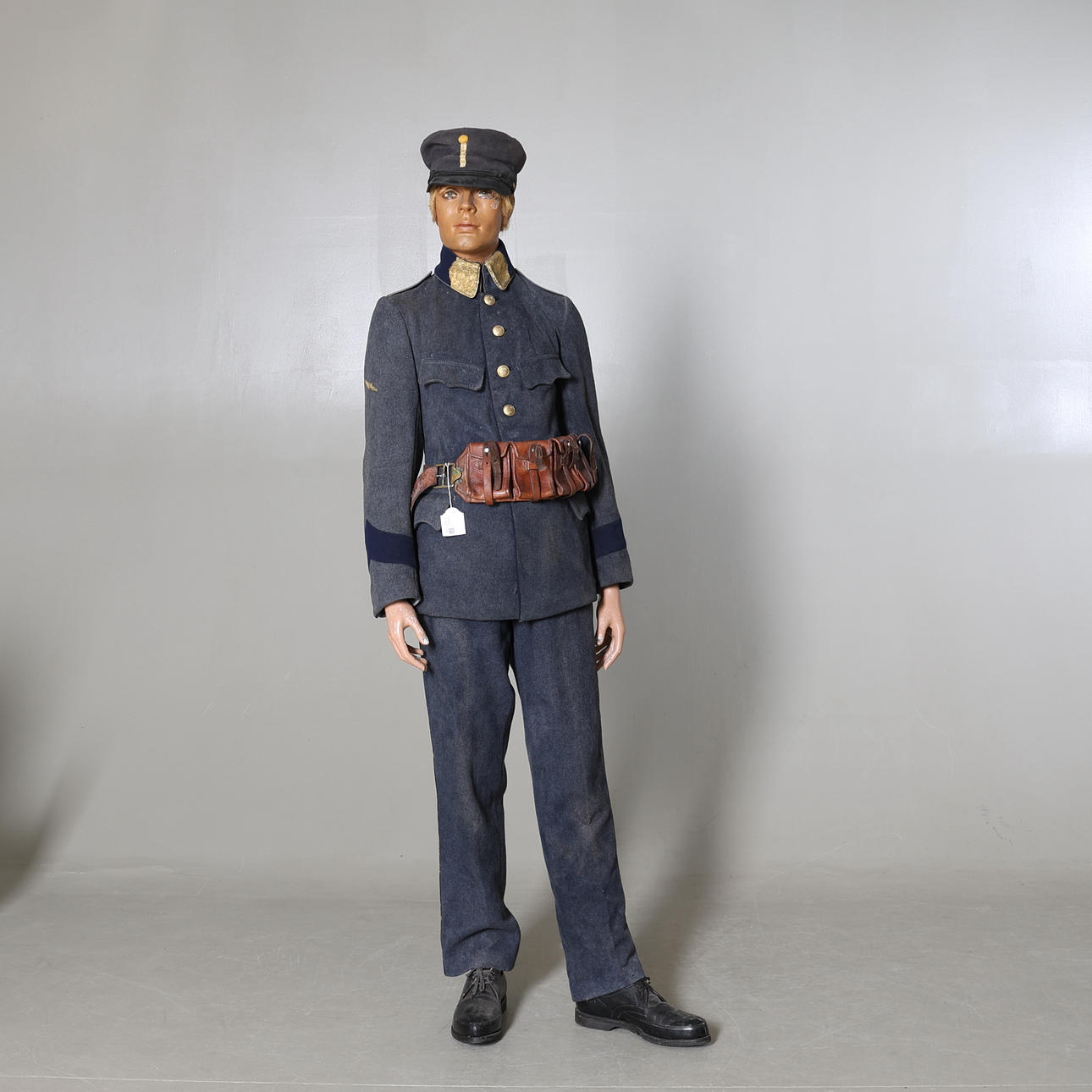 MANNEQUIN, with uniform, 20th century.