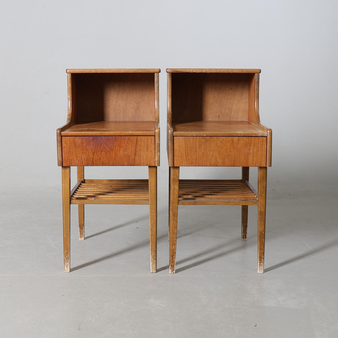 SÄNGBORD, ett par, 1960-tal.