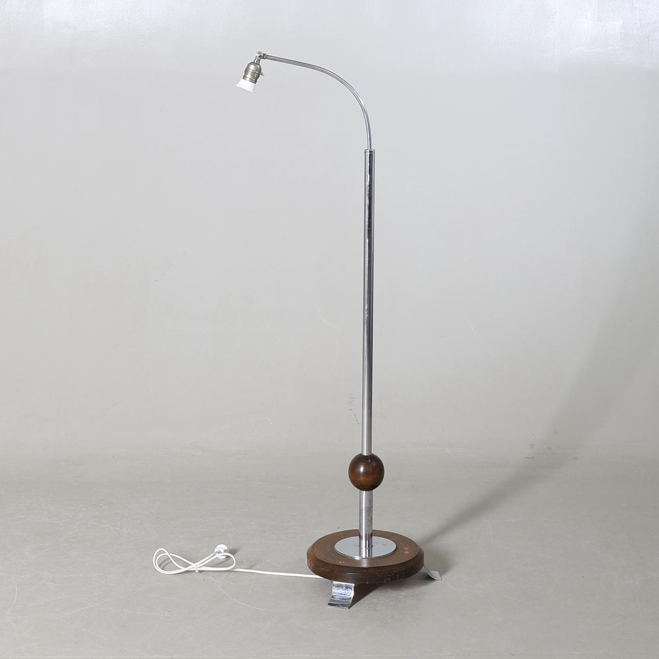 FLOOR LAMP, Functionalism, 1930s.