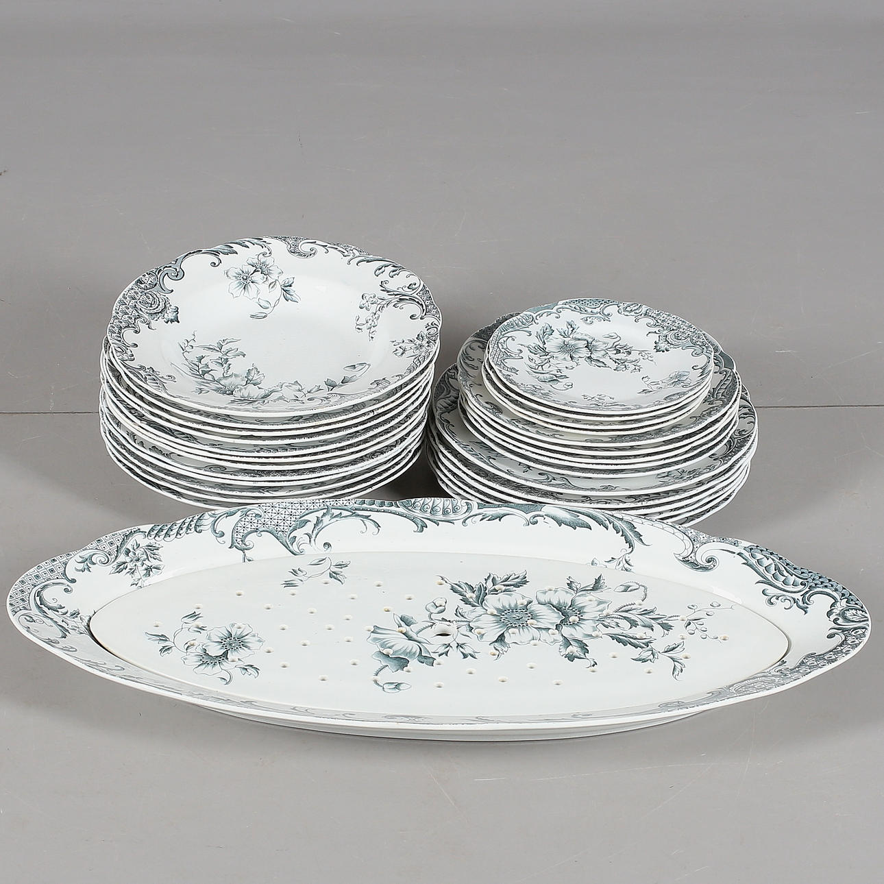 MATSERVIS, 27 delar, "Hildur", Rörstrand, 1897 - 1907.