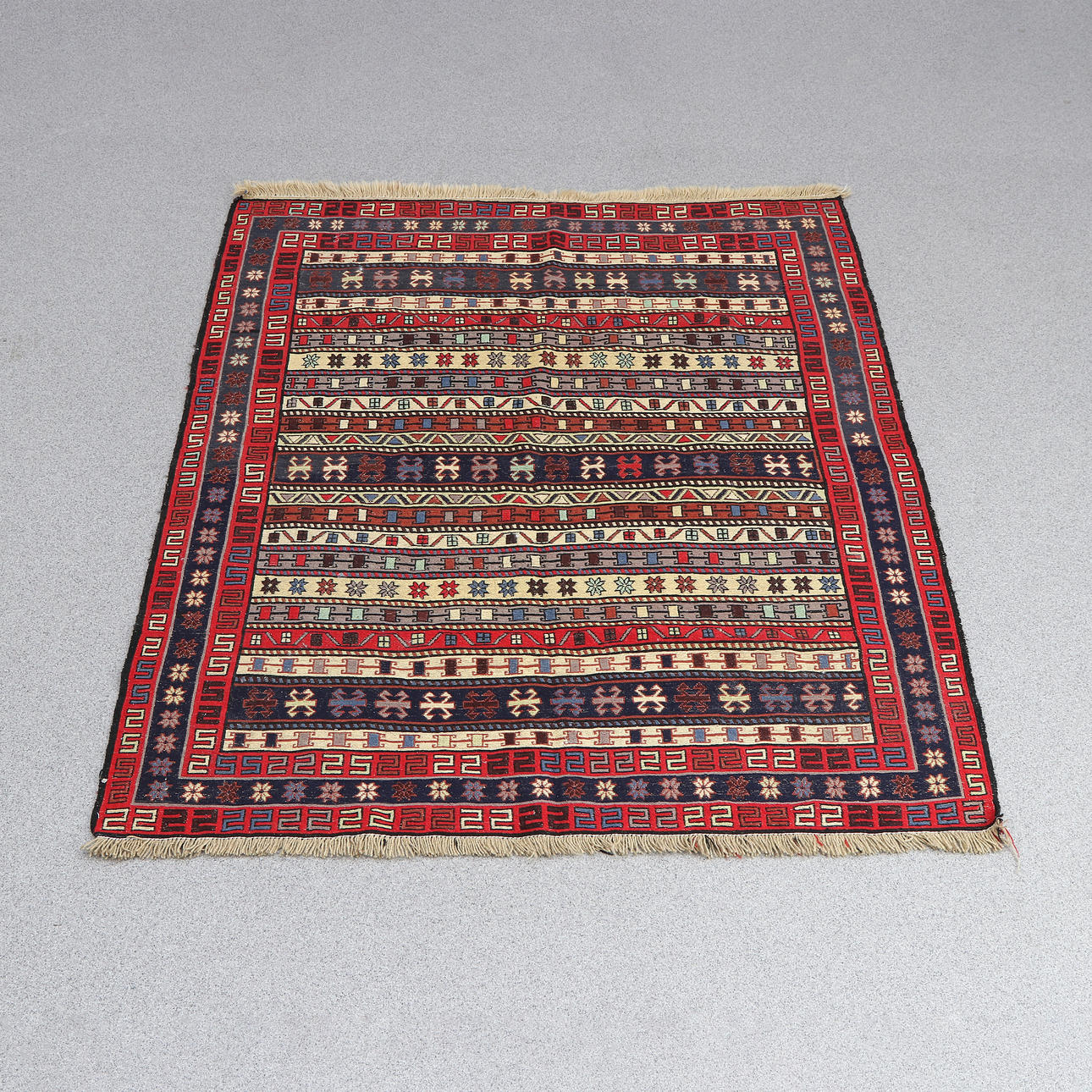 CARPET. Soumak weave. Wool on wool warp.