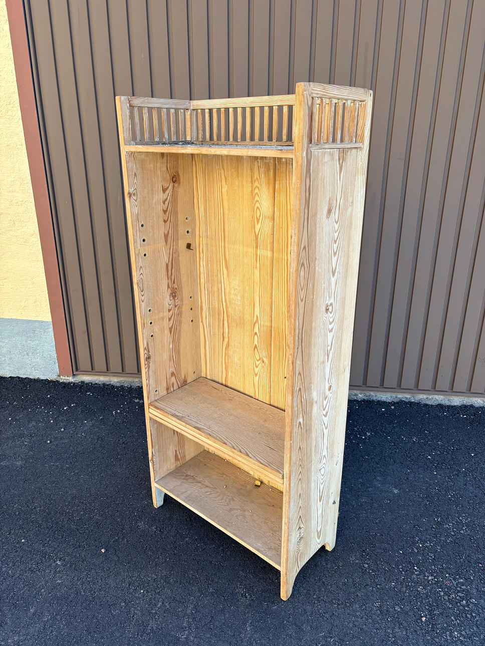 BOOKCASE, Carl Larsson style, 1920s.