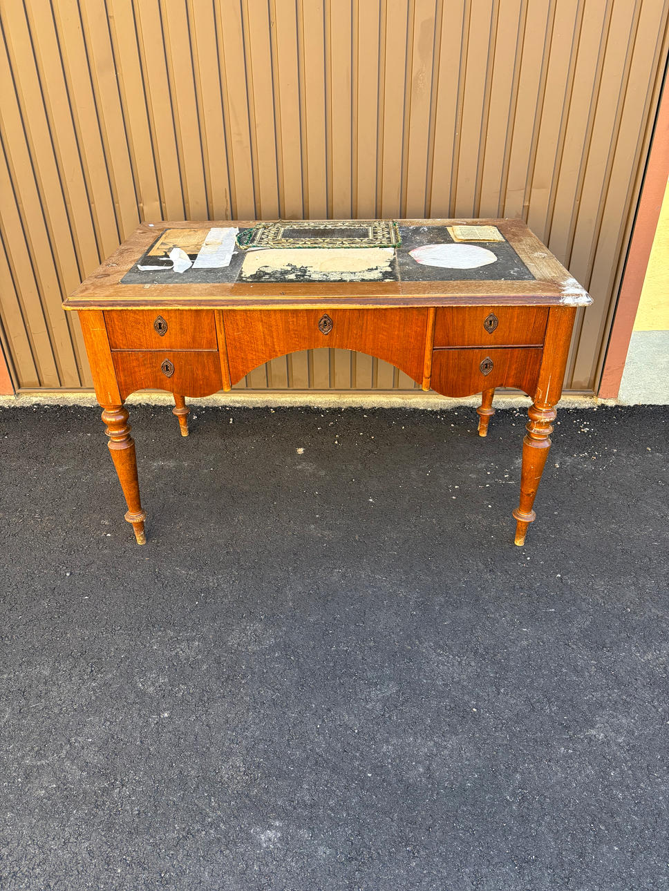 WRITING DESK, 19th century.