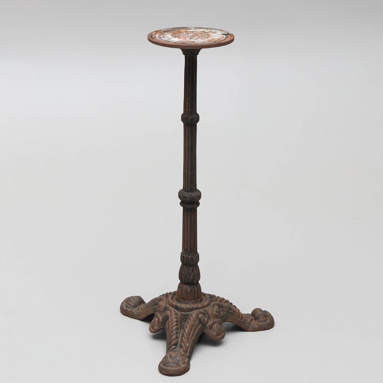 GARDEN TABLE BASE, cast iron, 20th century.