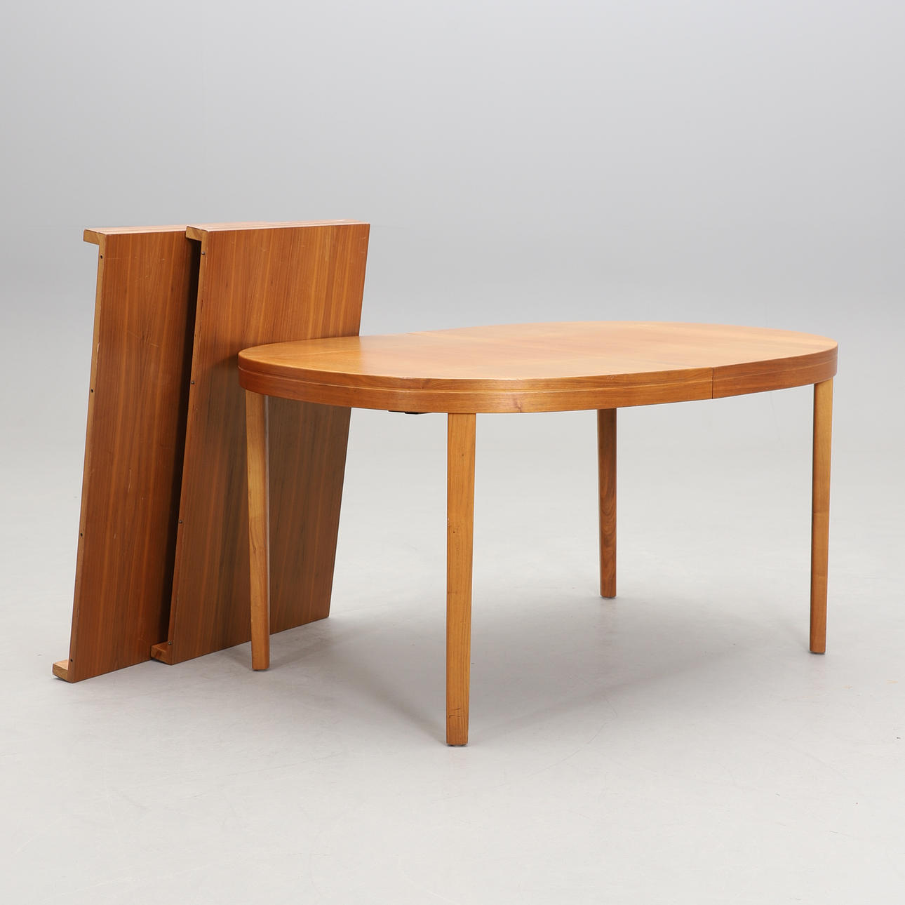 DINING TABLE, Skaraborgs Möbelindustri, Tibro.