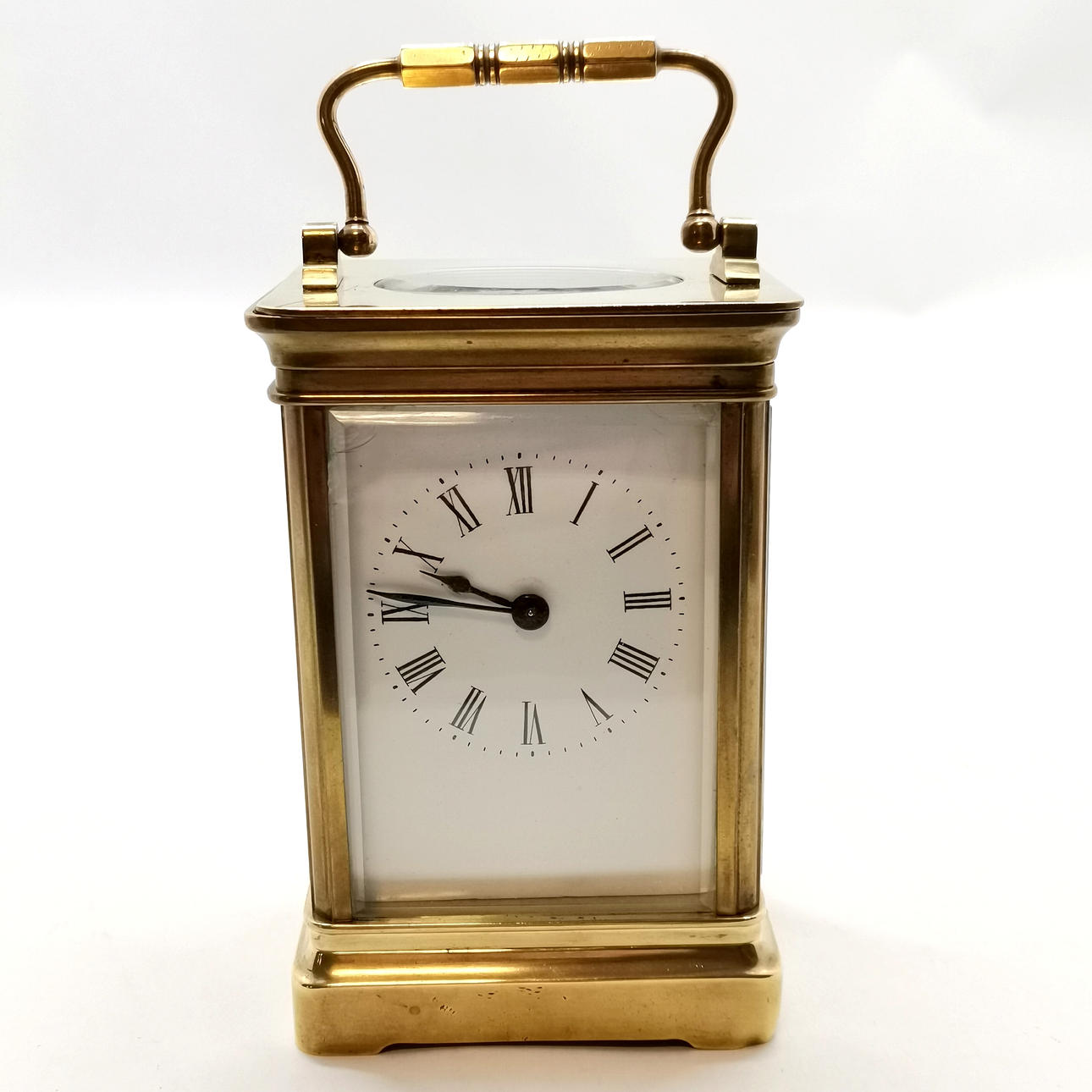 *ANTIQUE BRASS CARRIAGE CLOCK.