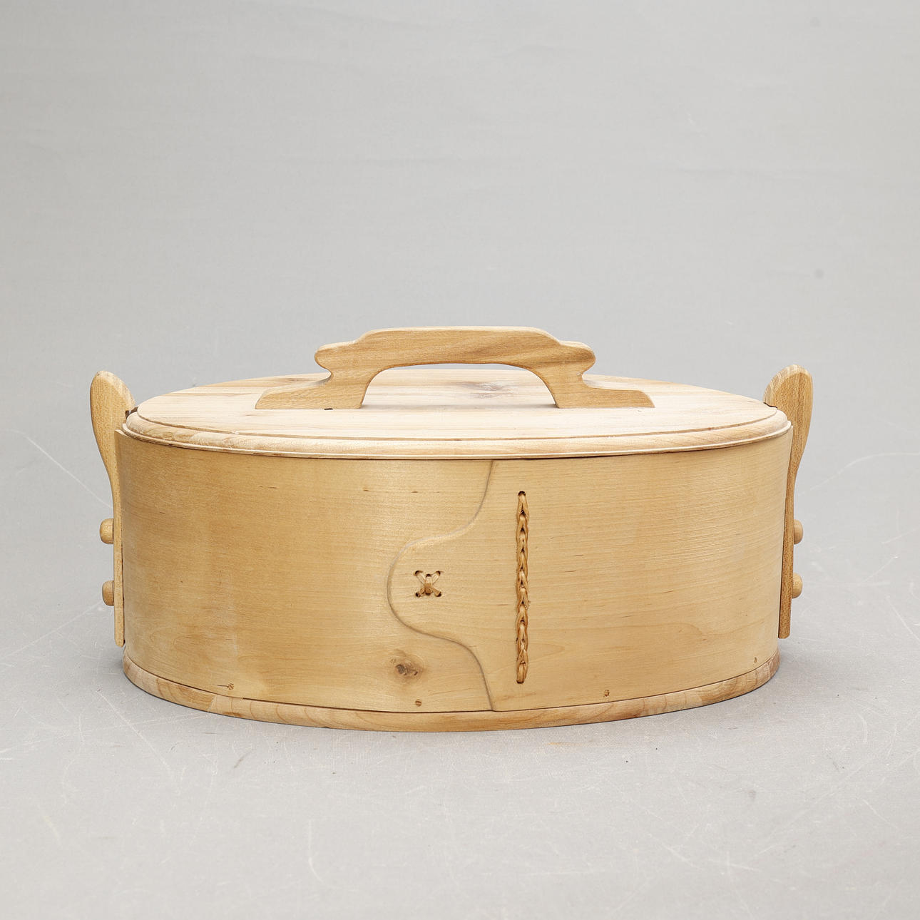 SVEPASK, wood, lined interior.