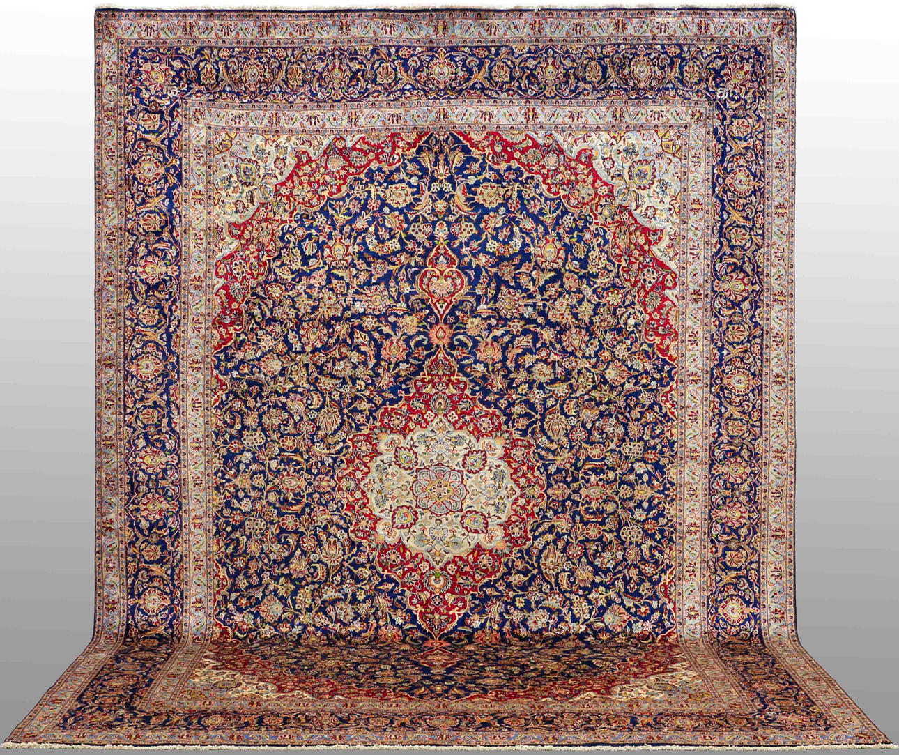 CARPET. Keshan, 432 x 314 cm.