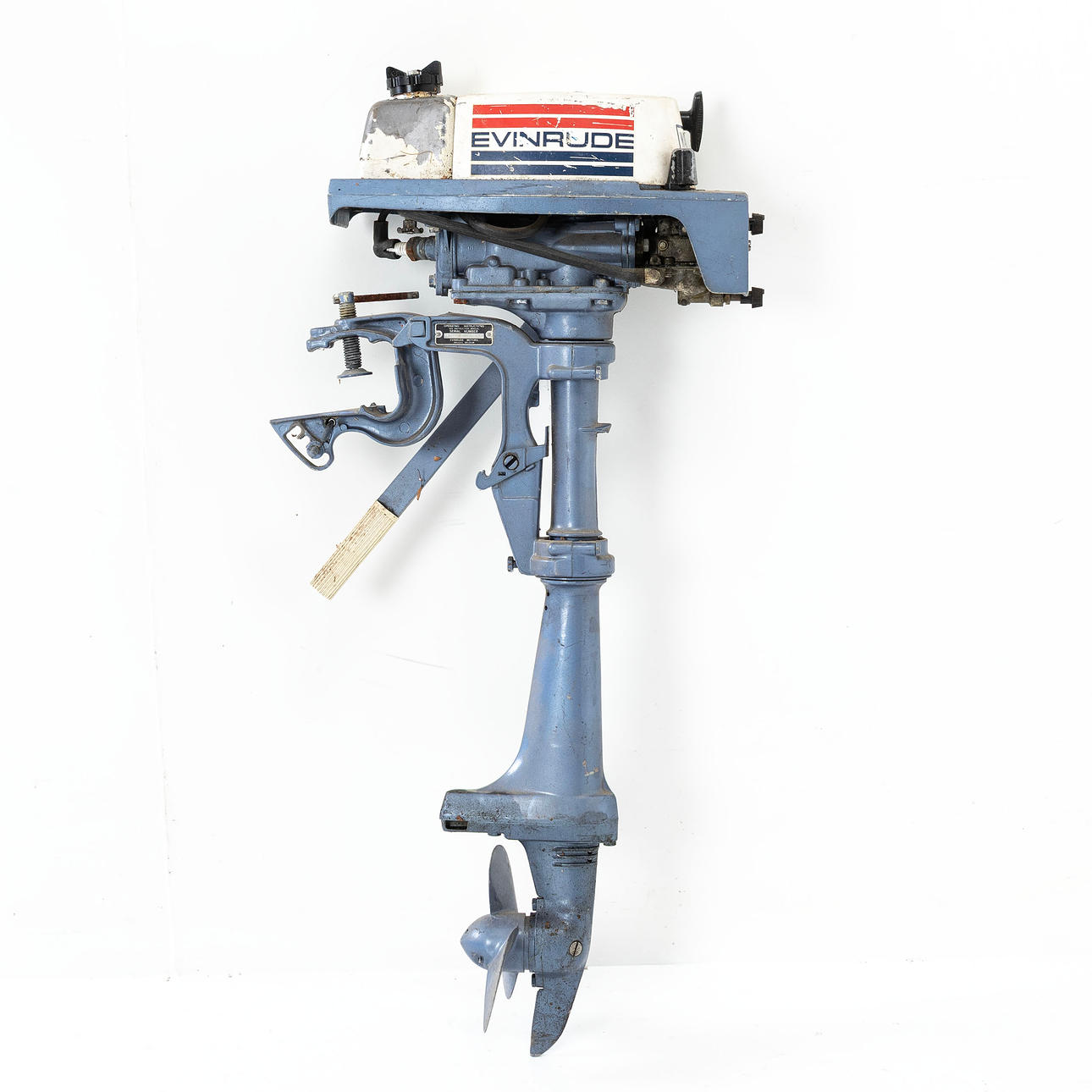 OUTBOARD MOTOR, Evinrude 2hp.