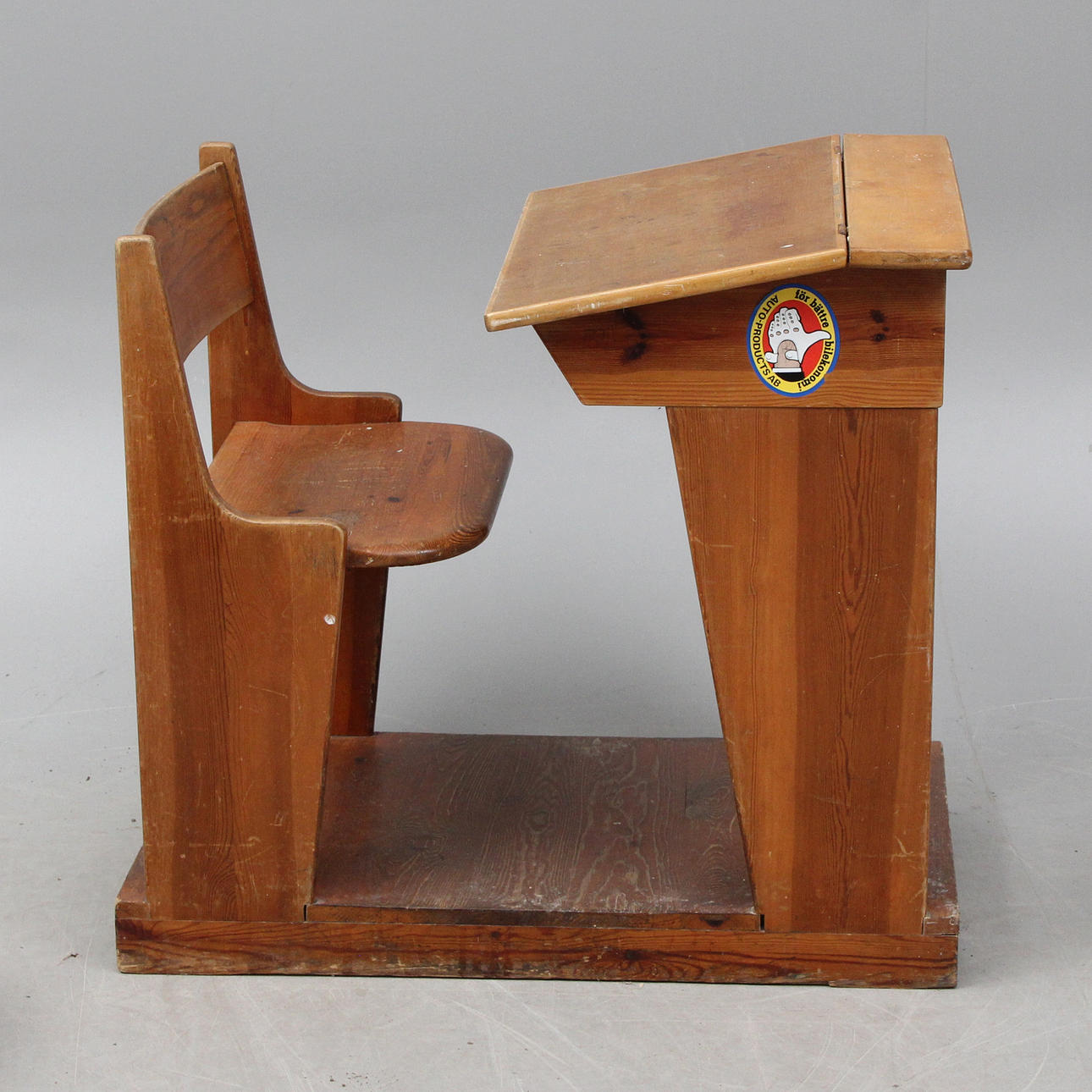 SCHOOL DESK, early 20th century.