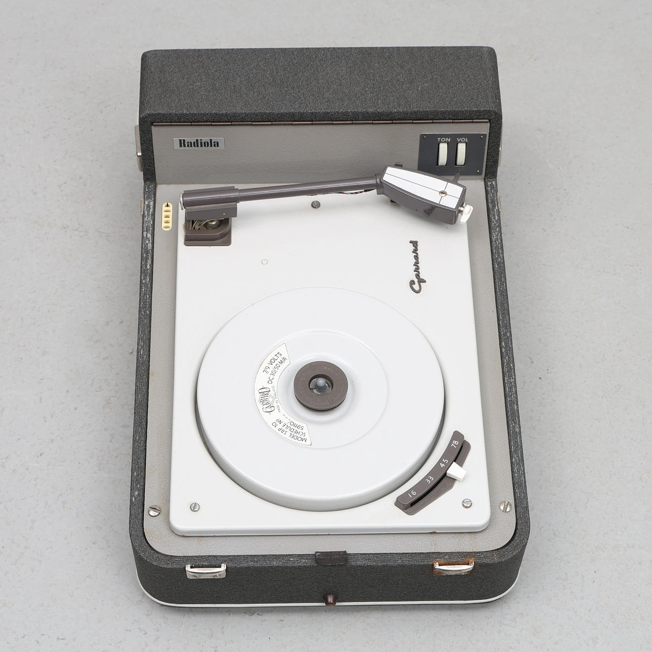 RESEGRAMOFON, Radiola Garrard, Modell SRP 10.