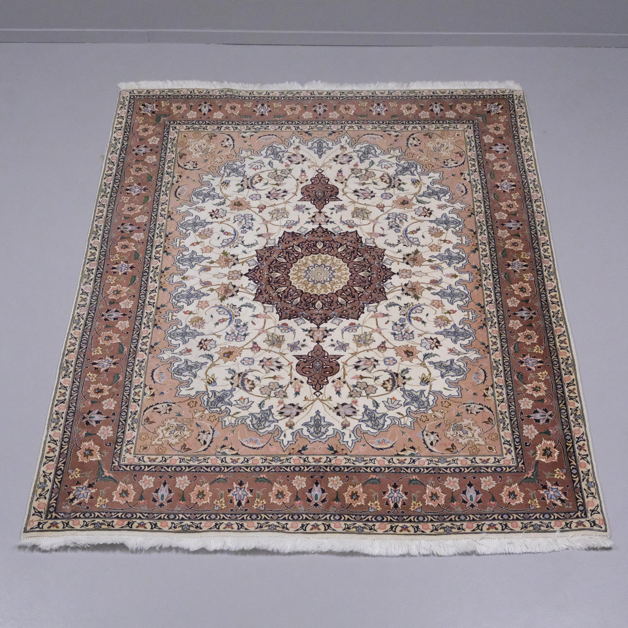 HAND-KNOTTED CARPET, NAIN PATTERN.