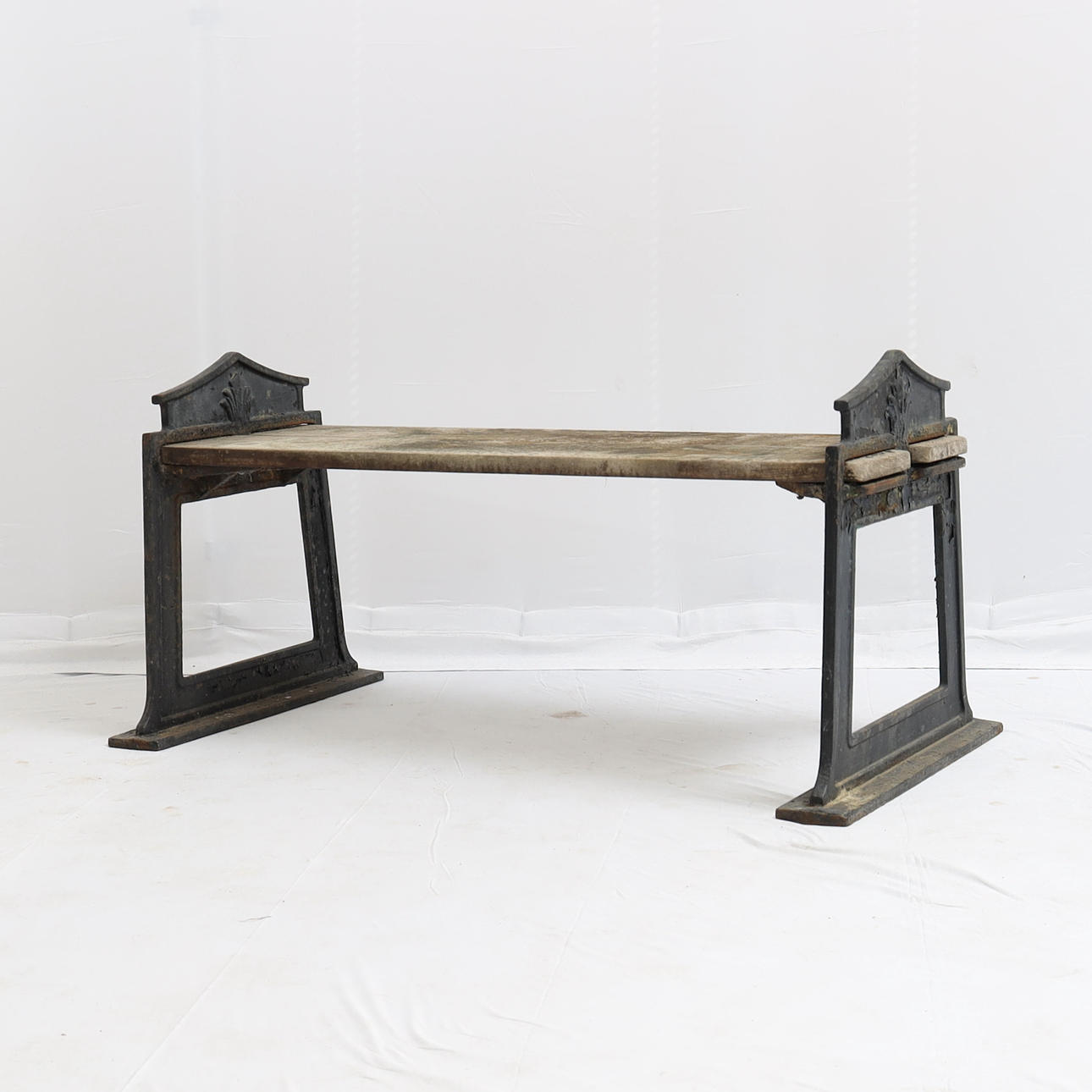 GARDEN BENCH, Swedish Grace, 1920s-1930s.