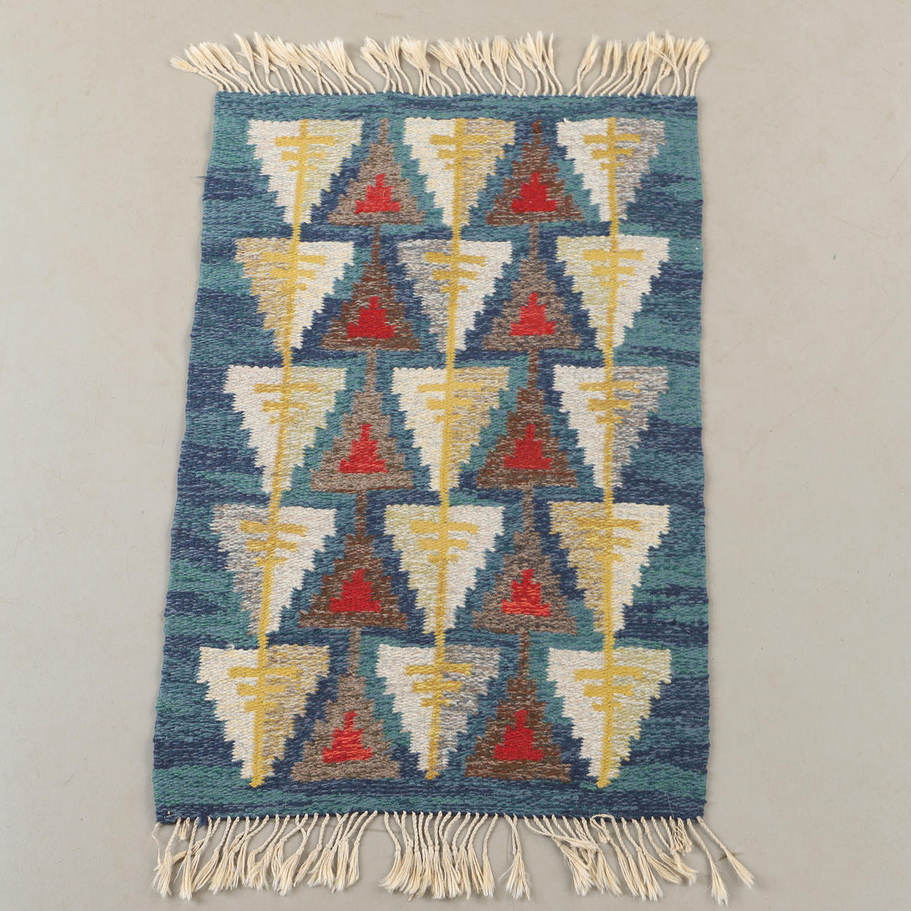 CARPET, wool, 92 x 62 cm.