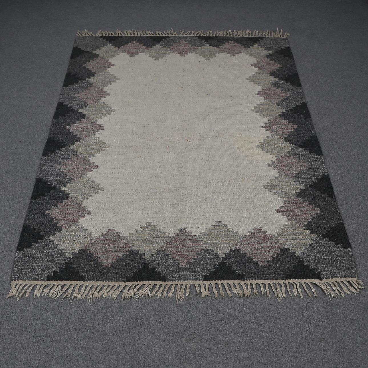 RÖLLAKAN RUG (200x138).