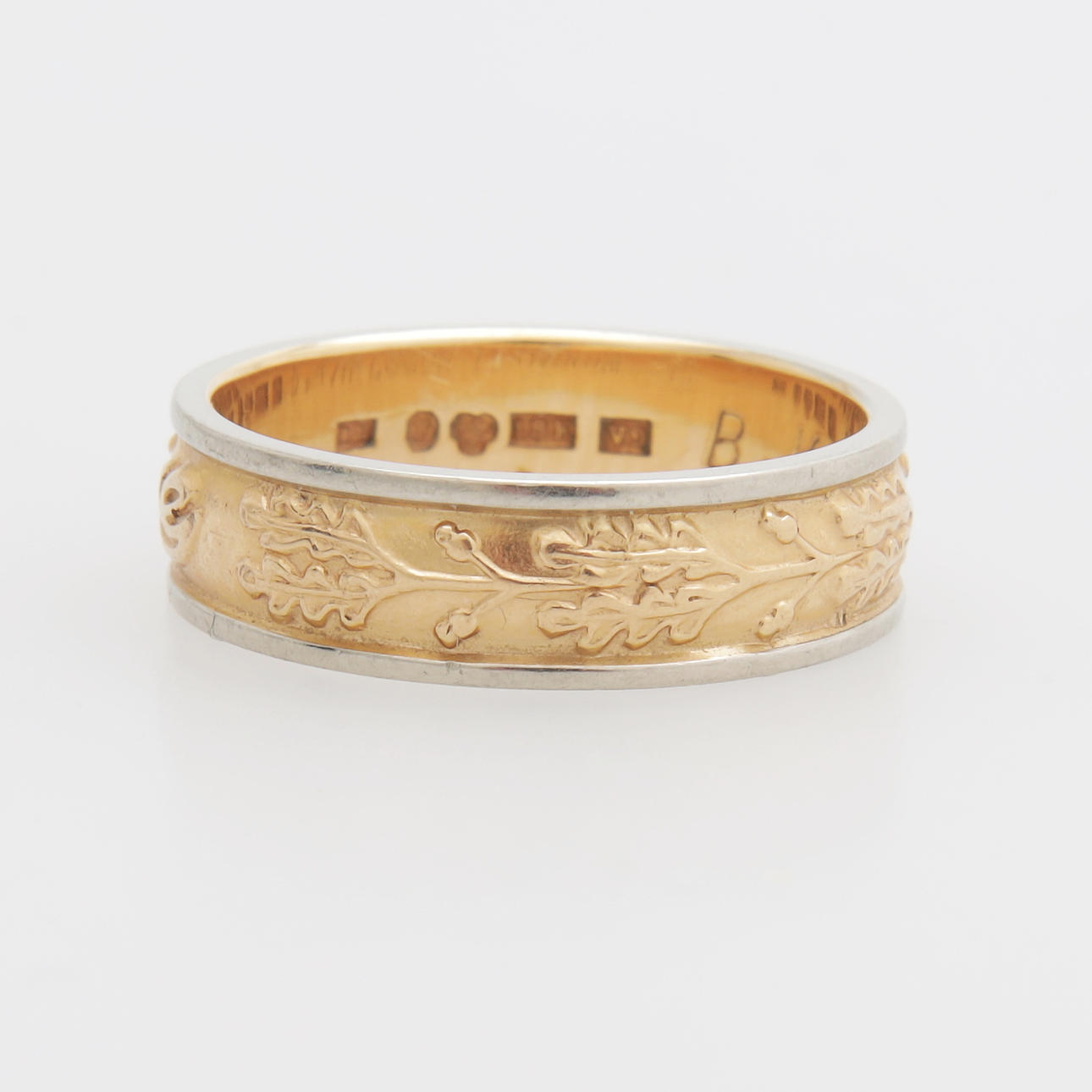 RING, guld/vitguld 18K, totalvikt 8,05 gram.