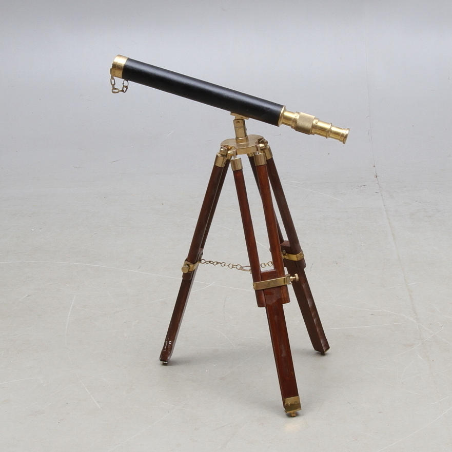 BORDSKIKARE, på benställning, 1900-tal.