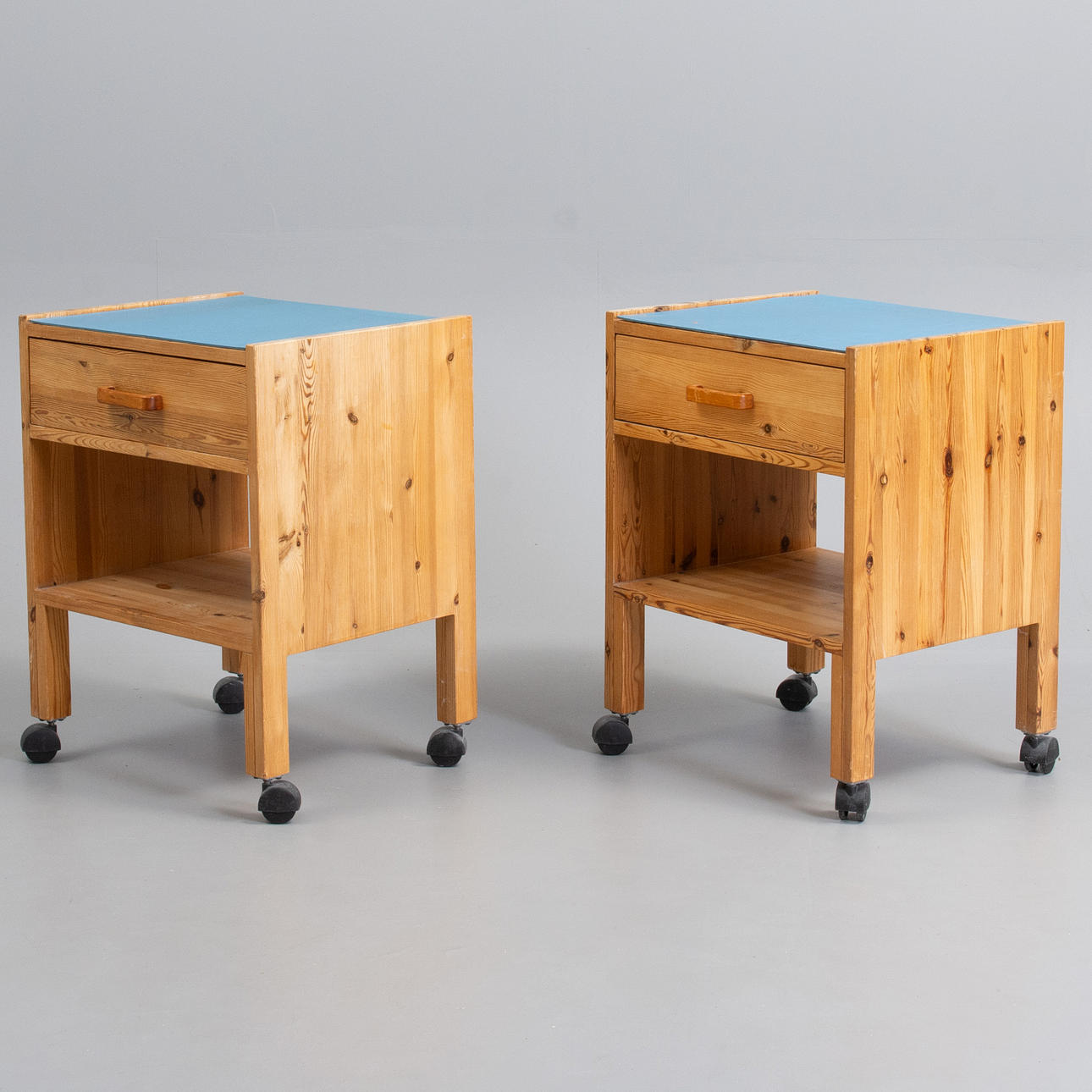 BEDSIDE TABLES IN PINE. Denmark, 1970s. (2).