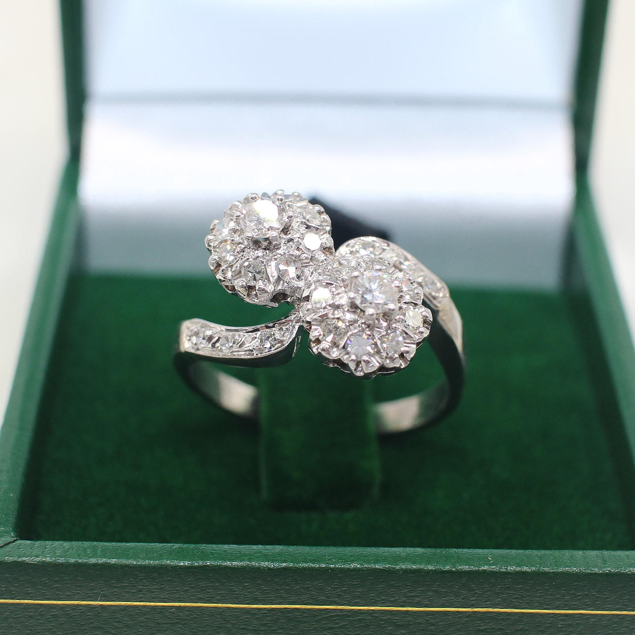 CERTIFIED TOI ET MOI CLUSTER RING.