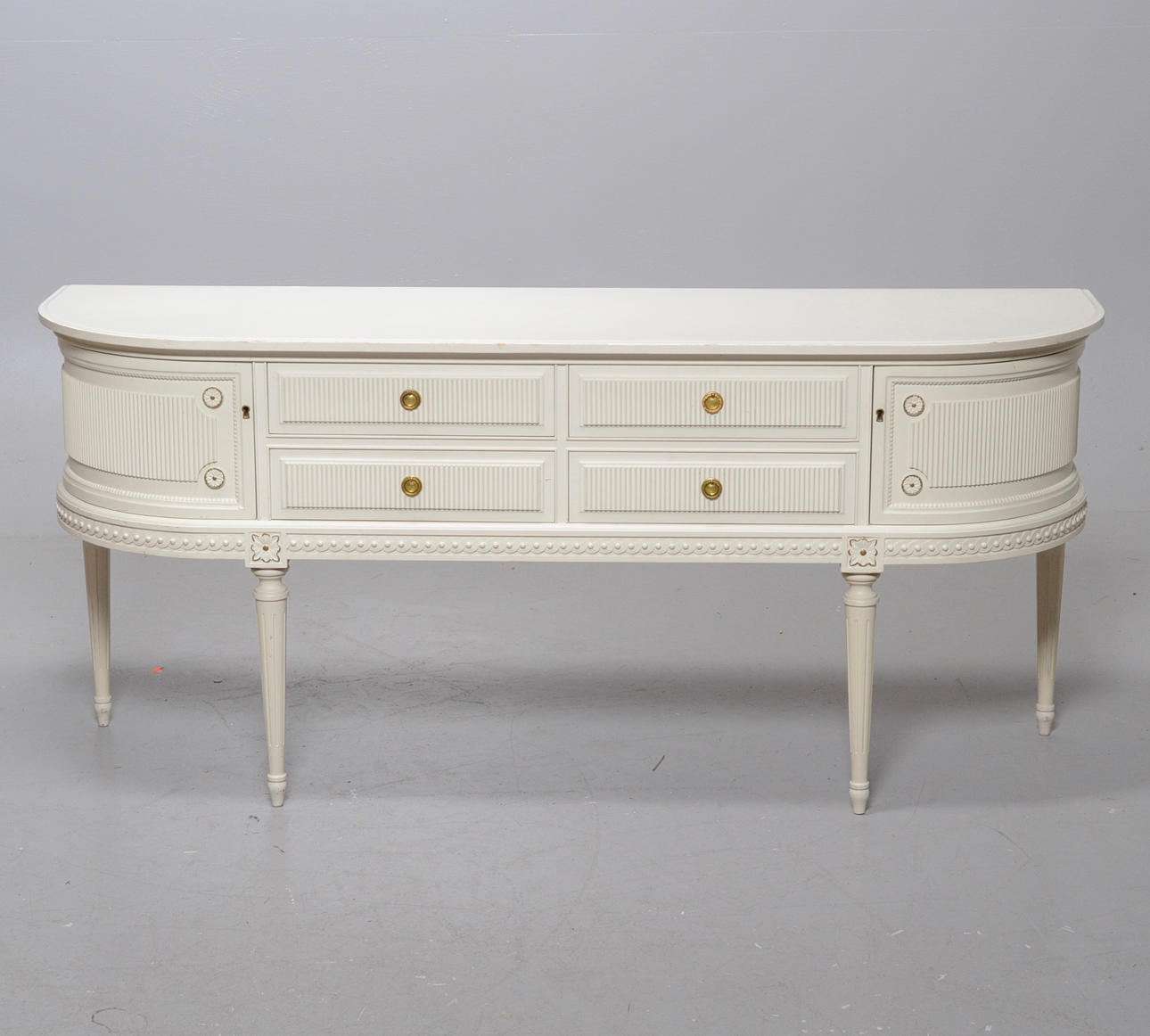 SIDEBAORD, gustaviansk stil, serie "Axet".