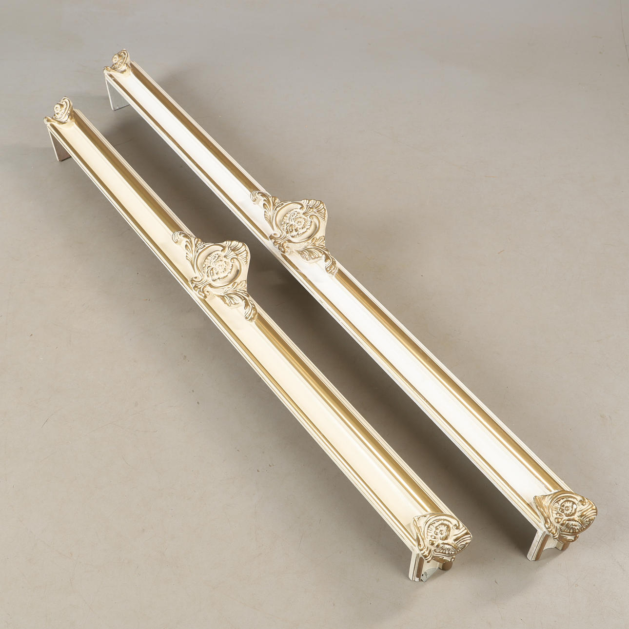 CORNICES, 2 pieces, painted wood.