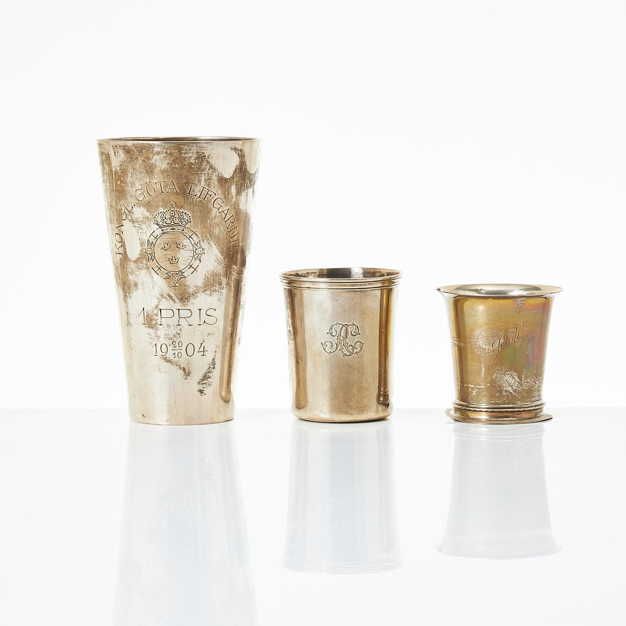 BEAKERS, 3 pieces, silver.