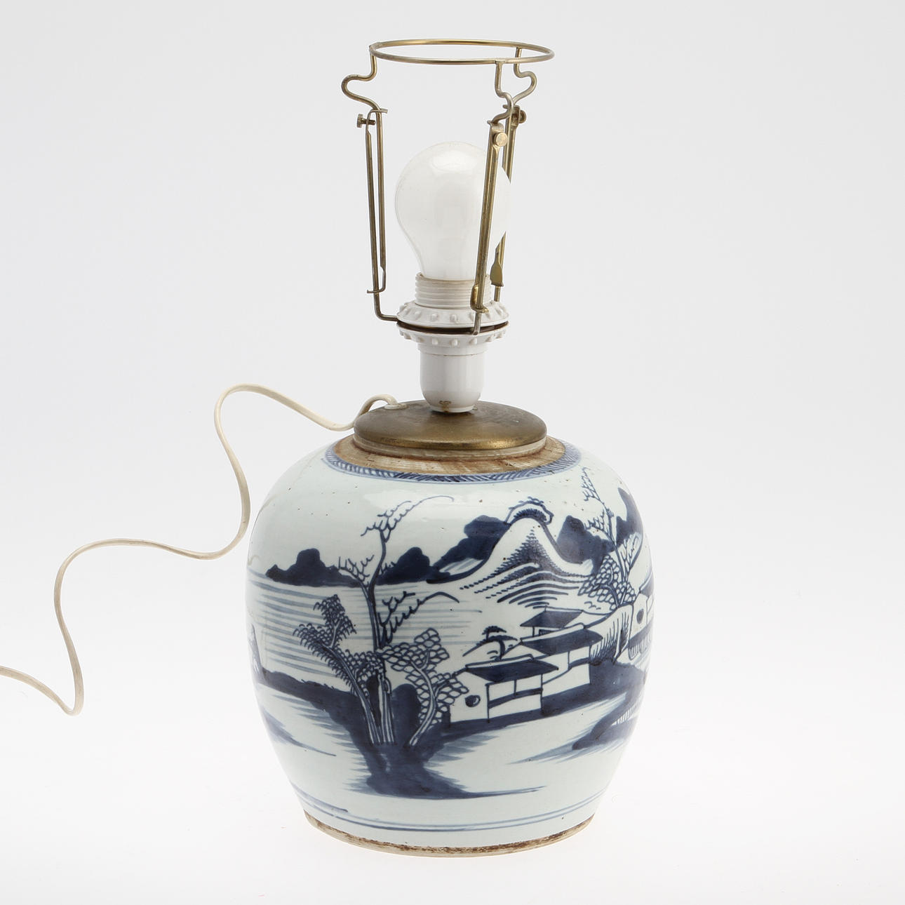 BORDSLAMPA, porslin, Kina, 1800-tal.