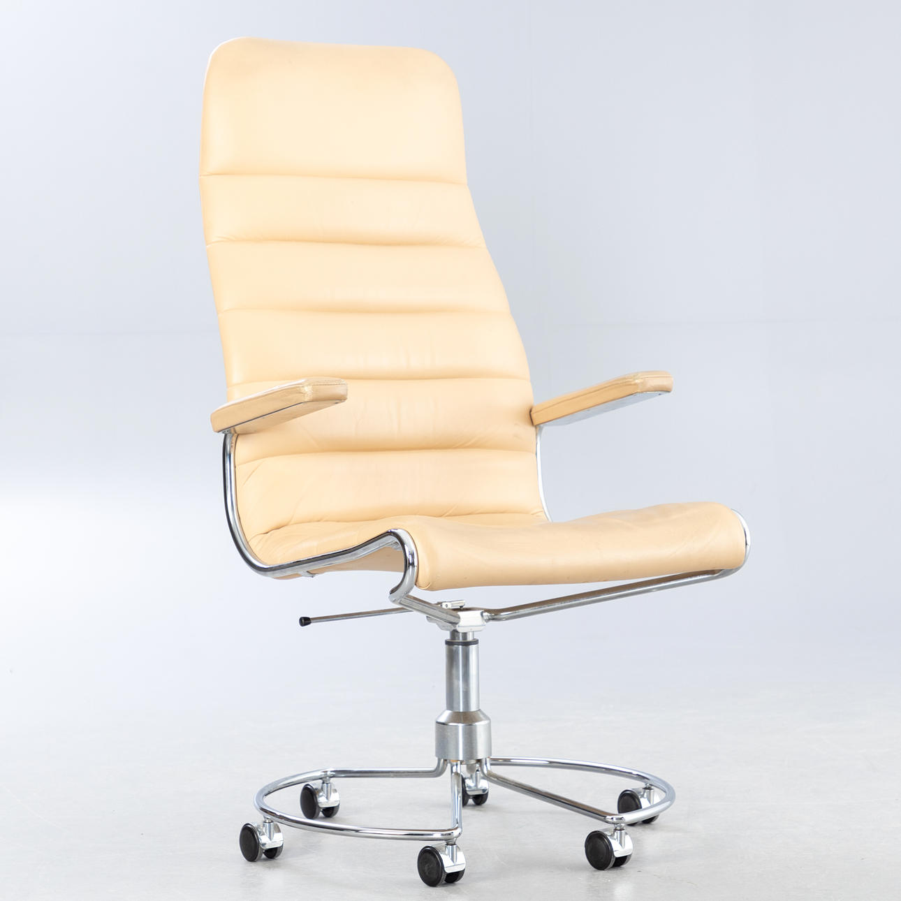 BRUNO MATHSSON. Office chair in leather.