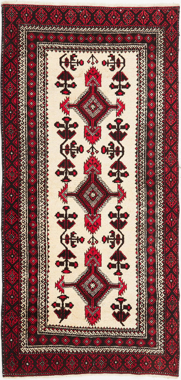 ORIENTAL RUG. Gallery model, wool on wool.
