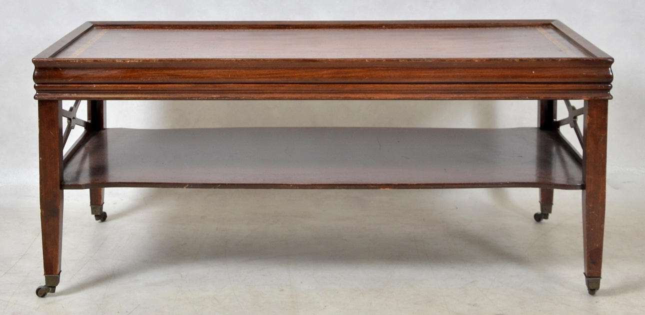 SOFFBORD, engelsk stil, på hjul, 1900-tal.
