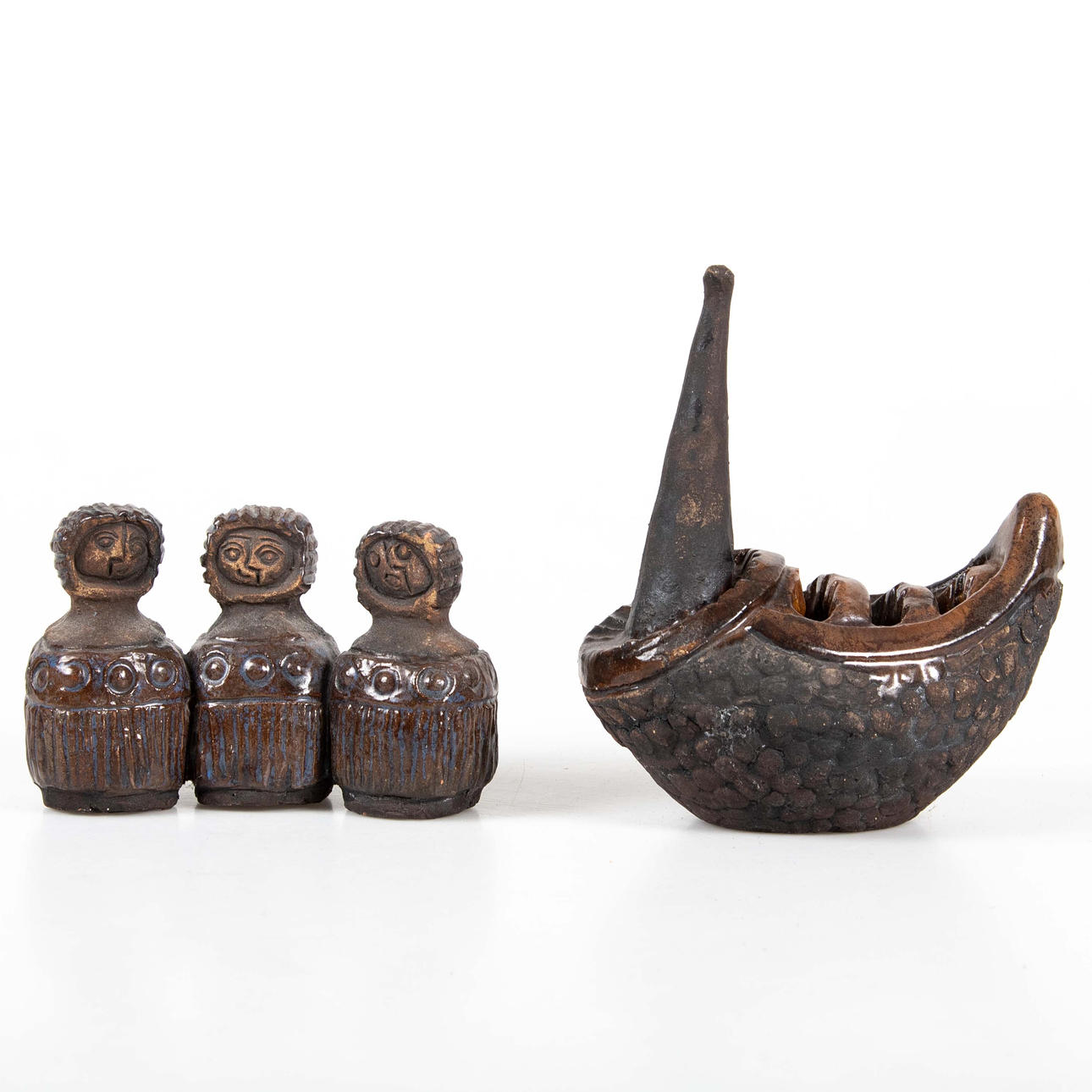 LARS BERGSTEN. Sculptures, 2 pieces, stoneware.