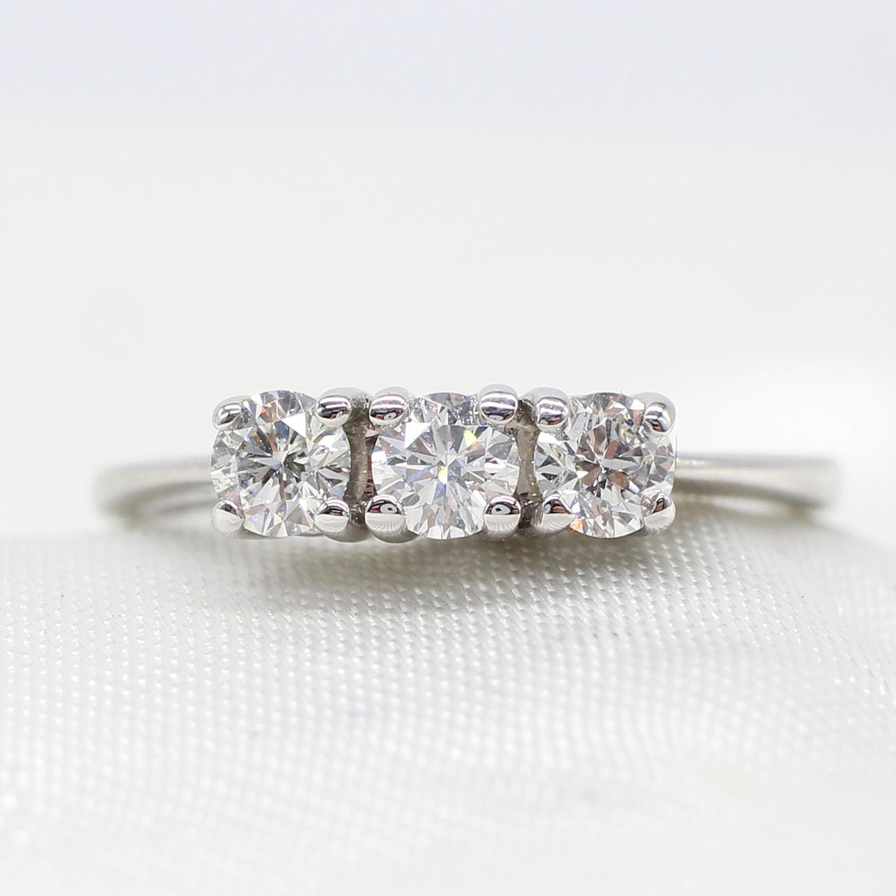 DIAMOND TRILOGY RING 0.50CT.