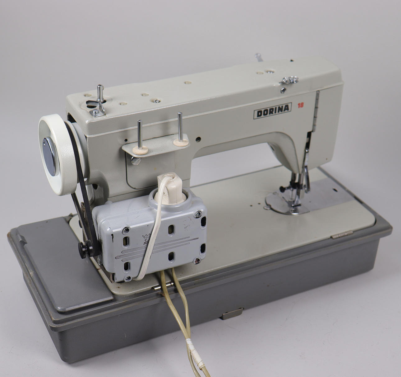 SEWING MACHINE, Pfaff Dorina 18, 1970s.