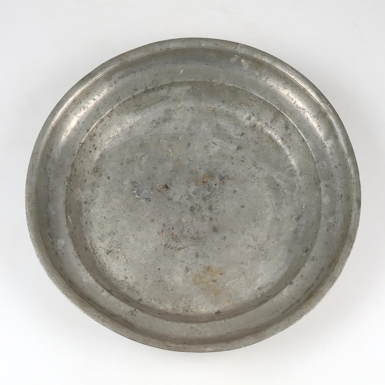 DISH, pewter, 17th/18th century.